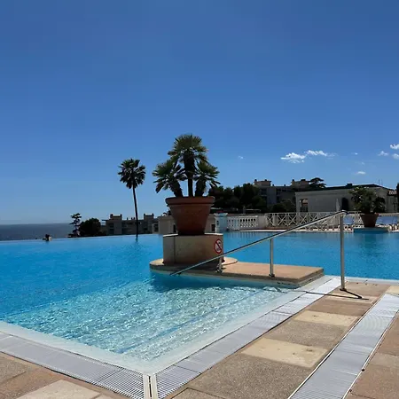 Francia Apartman